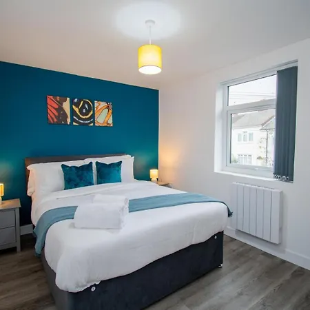 Ninas Nest In Harborne *